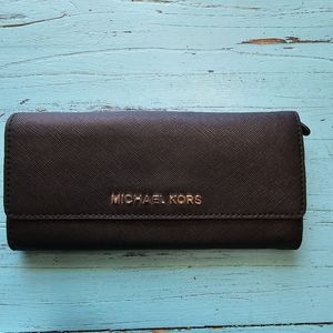 Michael Kors Jet Set Leather Travel Large Wallet
